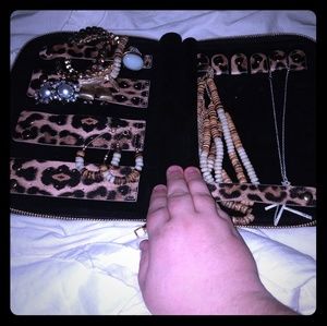 Plunder Design Jewelry Leopard Travel Case